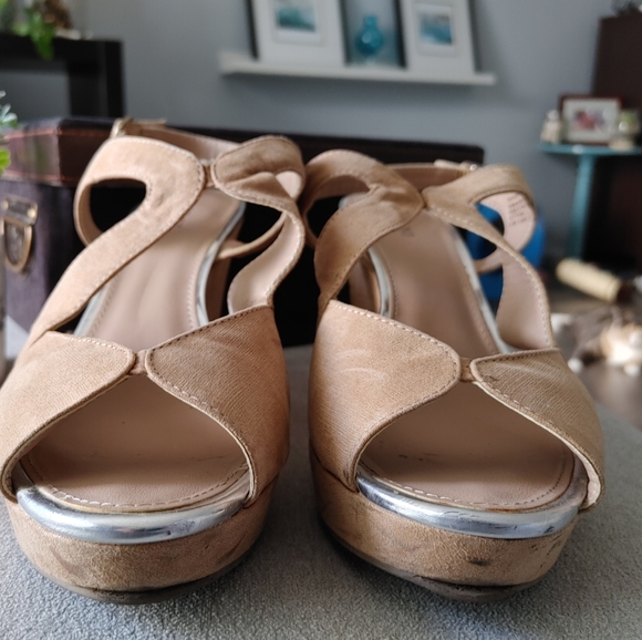 3 For $30/ALFANI Summer Platforms - Picture 2 of 5